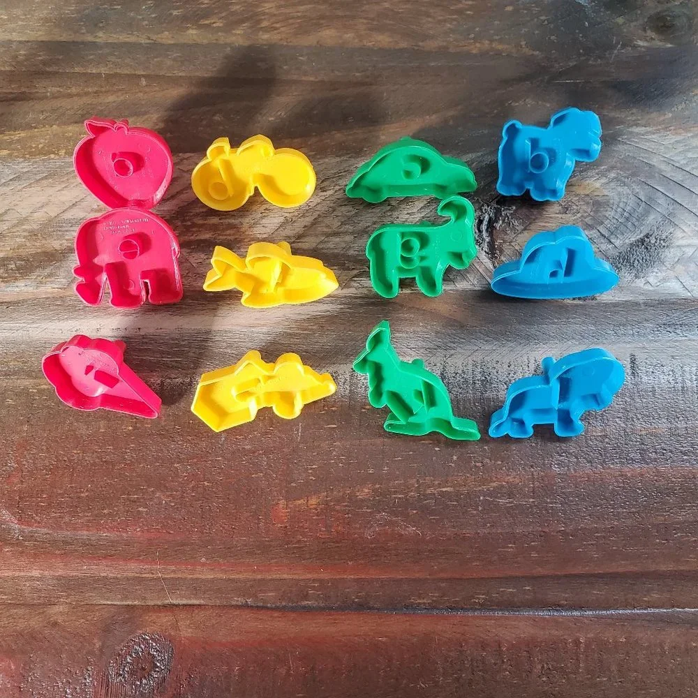 Vintage Wilton Children's A to Z Cookie Cutters - 1990